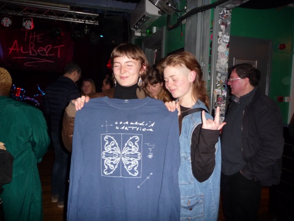 fan photo