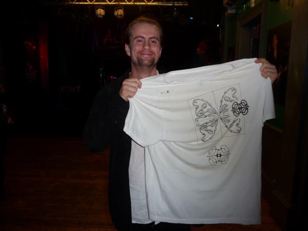 fan photo