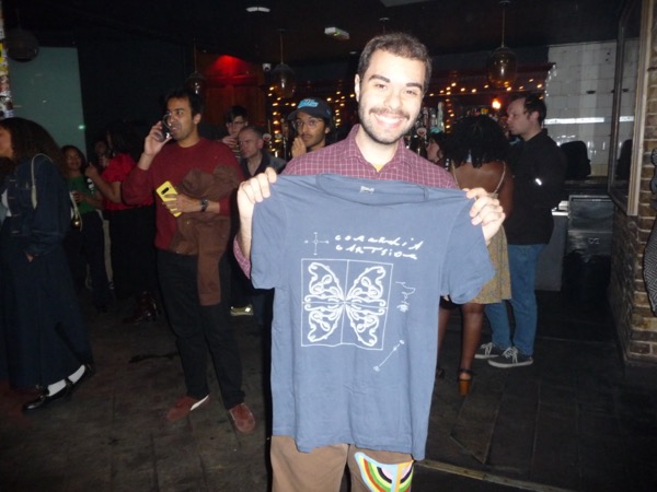 fan photo