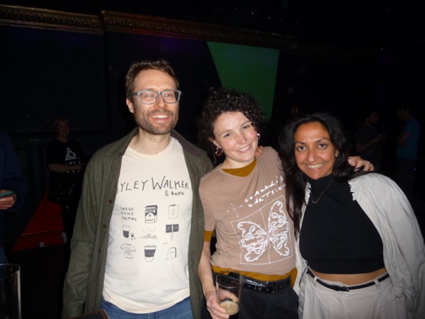 fan photo