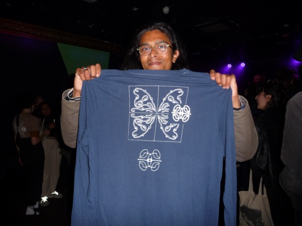 fan photo