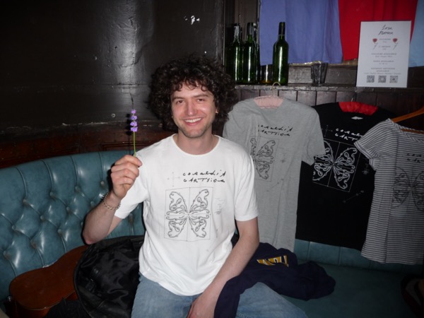 fan photo