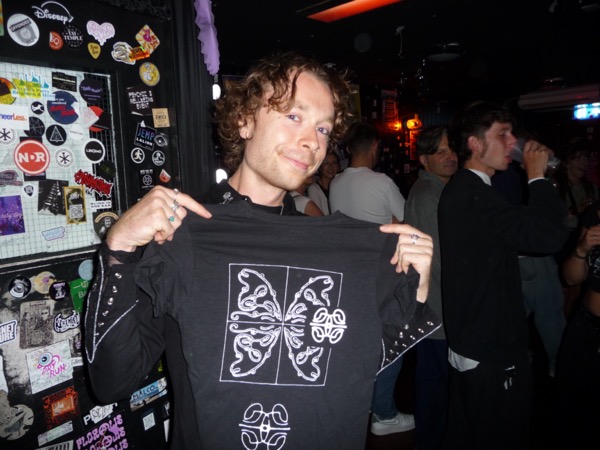 fan photo