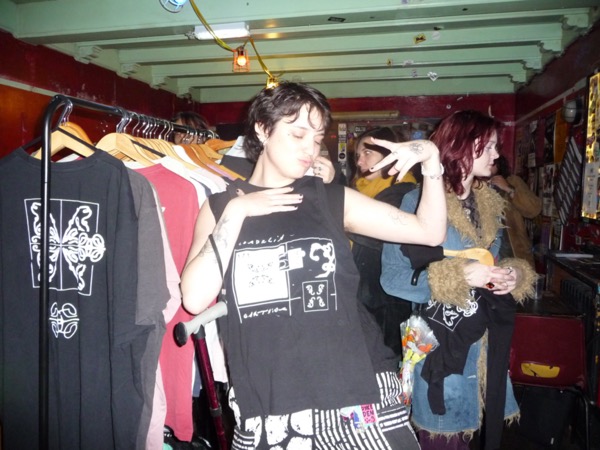 fan photo