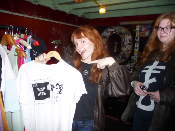 fan photo