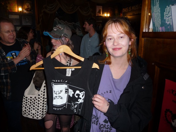 fan photo