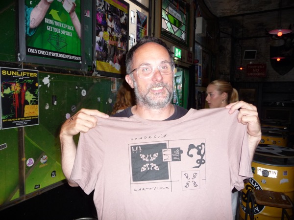 fan photo